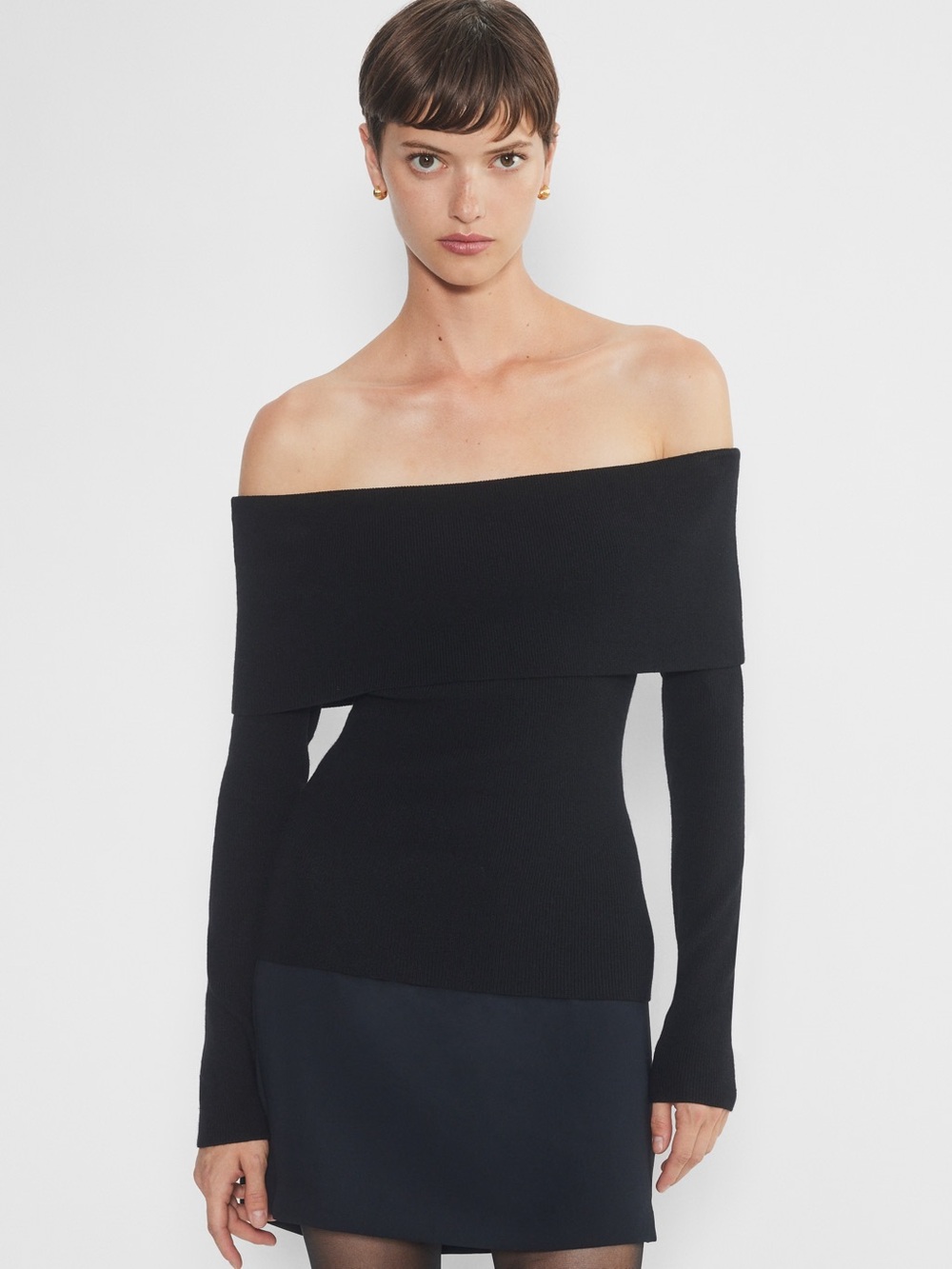Aritzia Wilfred Nola Off-the-Shoulder Black Ribbed Women's Sweater